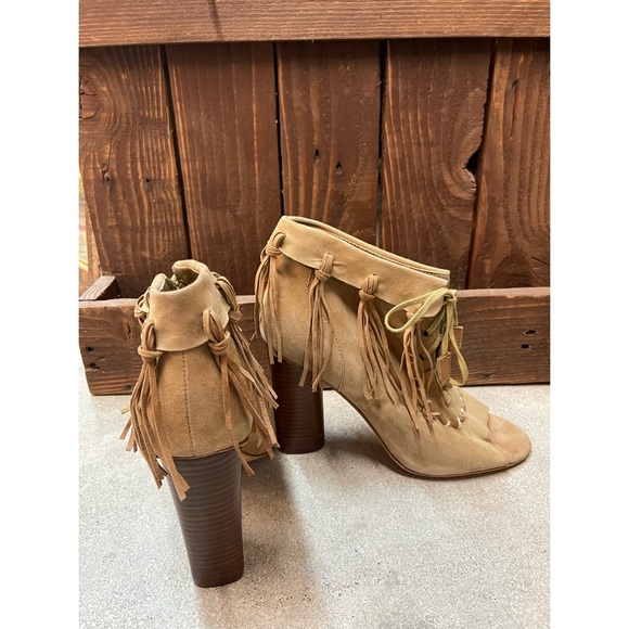Cynthia Vincent Nailed Fringe Open Toed Booties - SZ 9.5 - New W/O Box - Picture 9 of 14